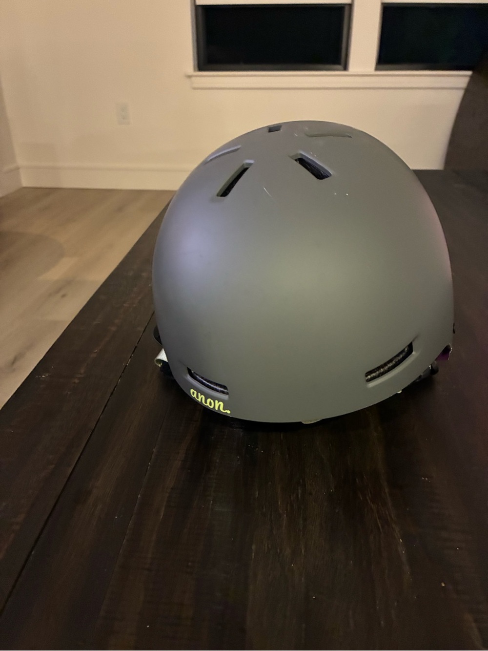 Women's Matte Gray Helmet
